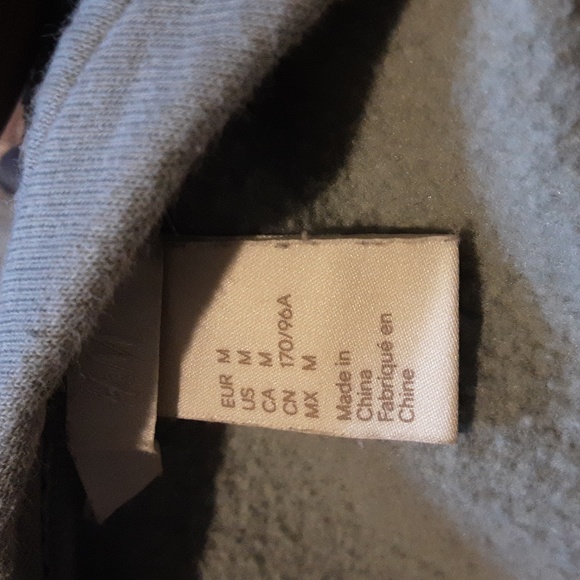 H&M Oversized Sweater - Picture 8 of 8